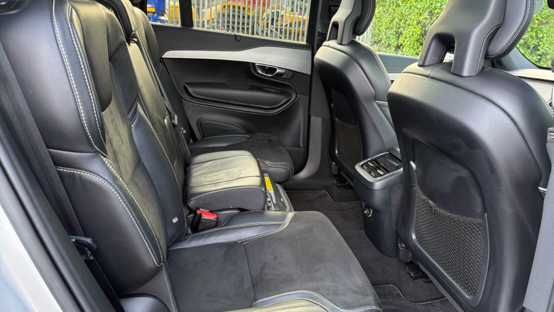 Volvo Xc90 2.0 B6P [300] R DESIGN Pro 5dr AWD Geartronic Petrol Estate